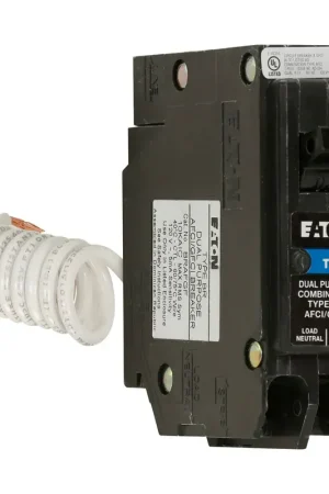 Budget Eaton 15 amps Arc Fault/Ground Fault Single Pole Circuit Breaker w/Self Test